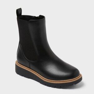 Art Class | Laurel Chelsea Boots (Black) -EUC